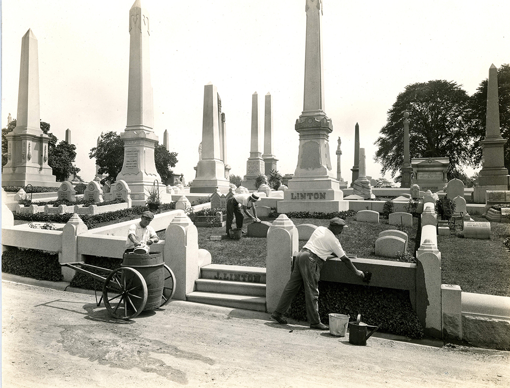 Laurel Hill Cemetery - Y'All Went Where?